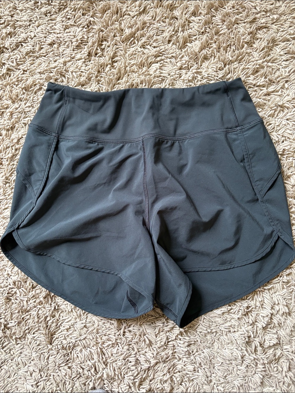 CRZ Yoga shorts, like new, with liner